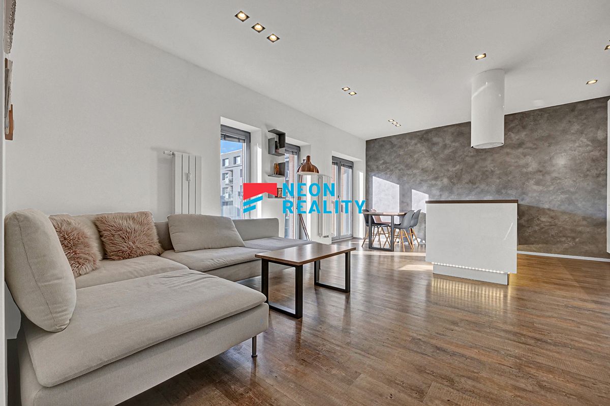 Pronájem bytu 4+kk 95 m²