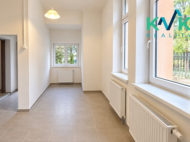 Комерційне приміщення на продаж, 100 м² (4 з 7)