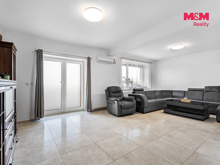 Будинок на продаж, 280 м² (25 з 30)