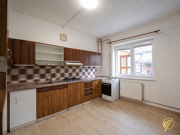 Prodej domu, 171 m² (3 z 20)