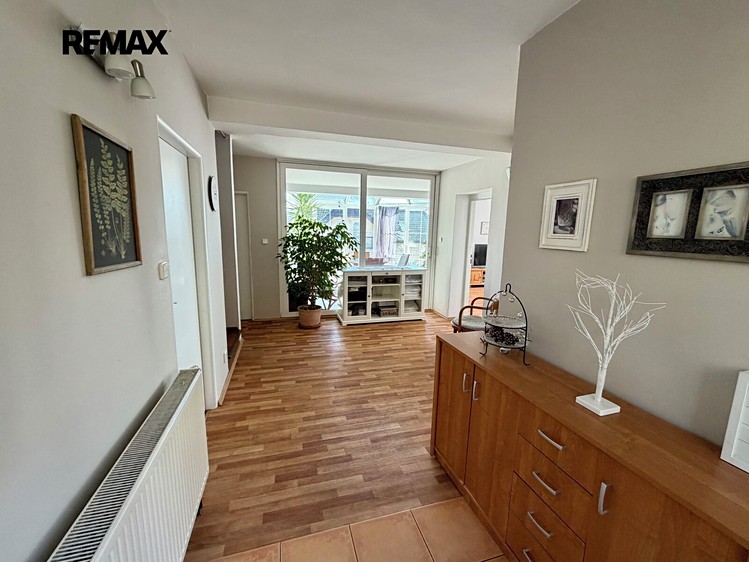 Haus zum Kauf, 306 m² (8 von 31)
