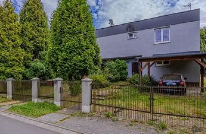 Dražba rodinného domu 180 m², pozemek 1677 m², Horní Suchá – náhled fotky 2