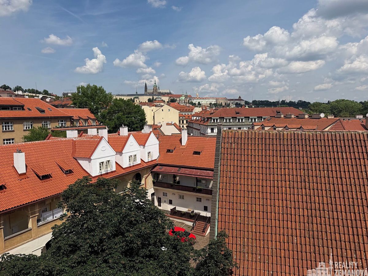 Pronájem bytu 2+1 50 m² – fotografie 2