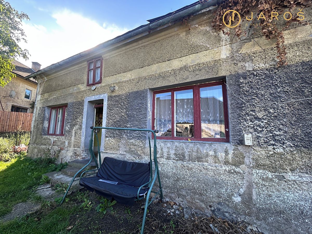 Prodej rodinného domu 160 m², pozemek 174 m² – fotografie 2
