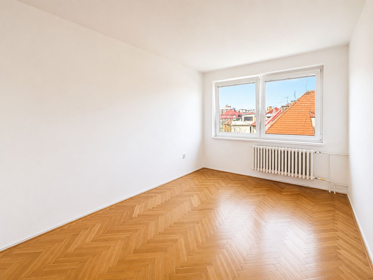 Pronájem bytu 3+1 82 m² – fotografie 4
