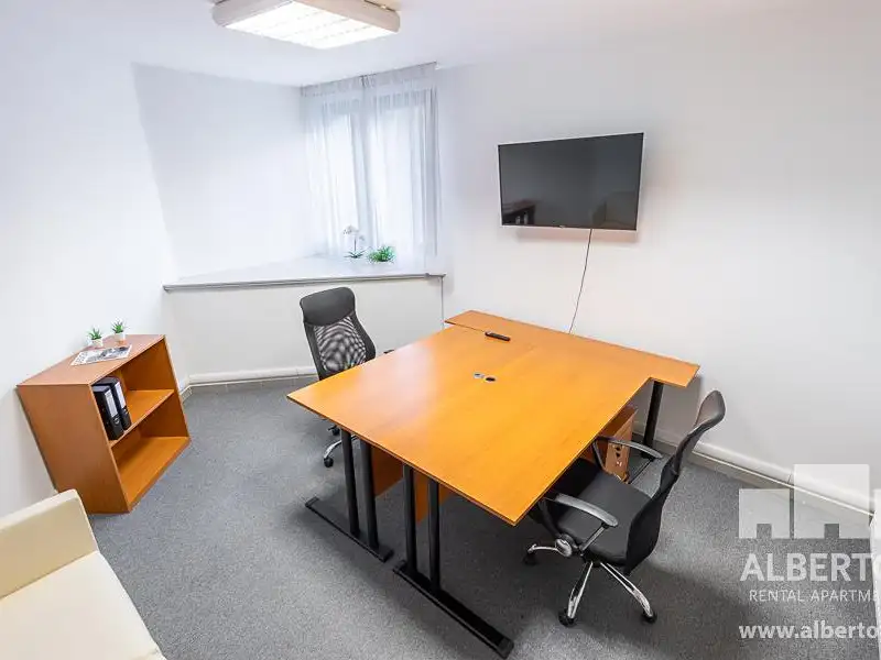 Pronájem kanceláře 35 m², Praha – náhled fotky 1