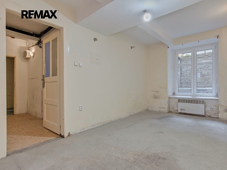 Gewerbefläche zum Kauf, 77 m² (10 von 23)