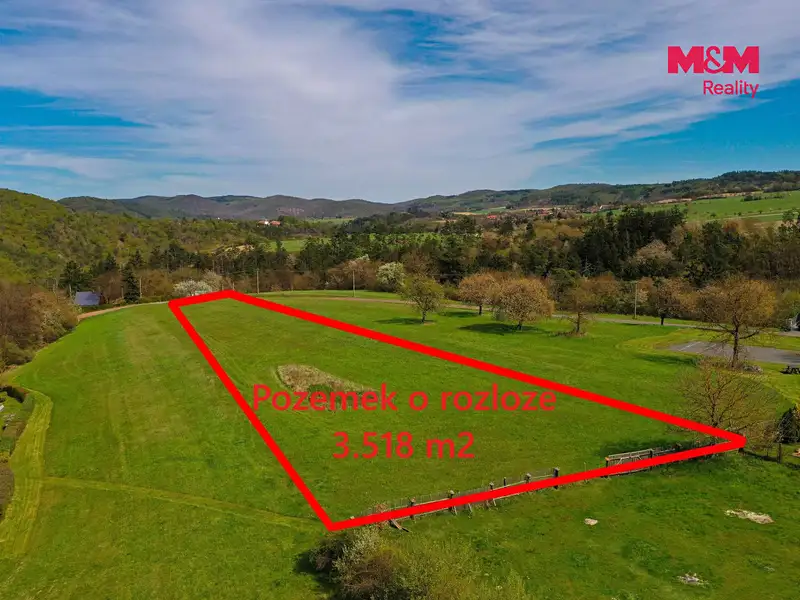 Prodej stavebního pozemku 3518 m², Hradiště – náhled fotky 3