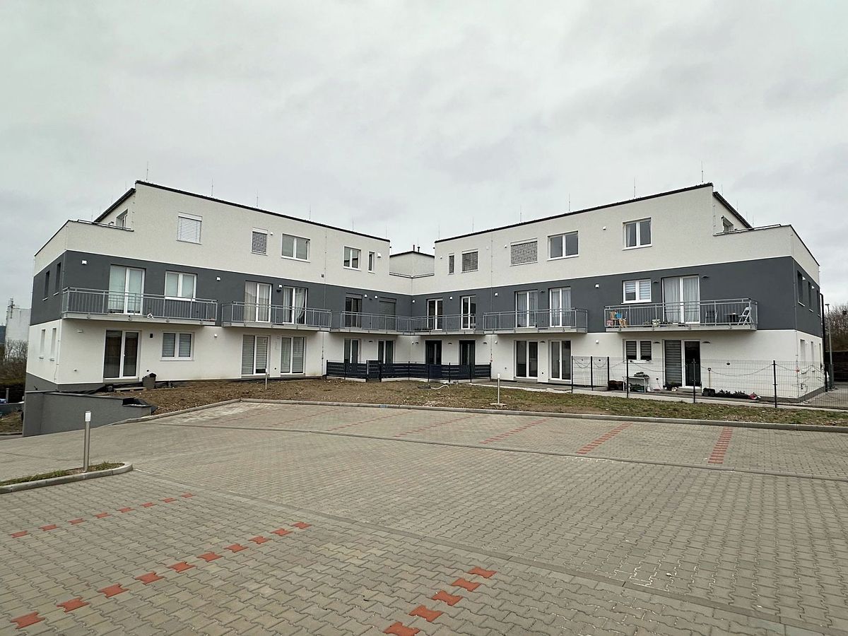Pronájem bytu 2+kk 51 m² – fotografie 2