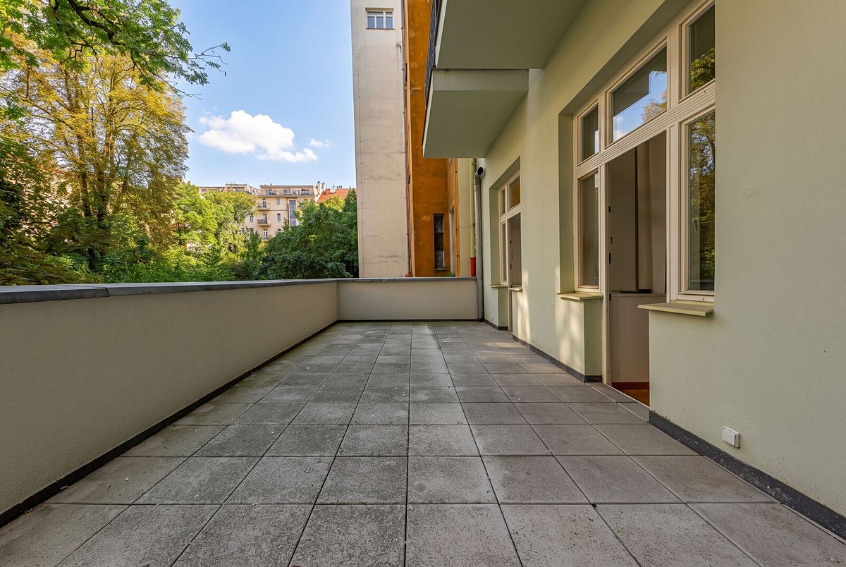 Pronájem obchodního prostoru 105 m² – fotografie 4