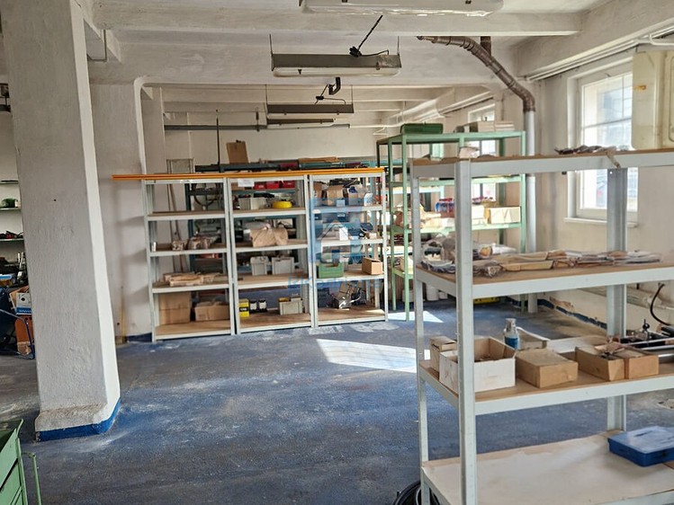 Комерційне приміщення в оренду, 300 м² (3 з 14)