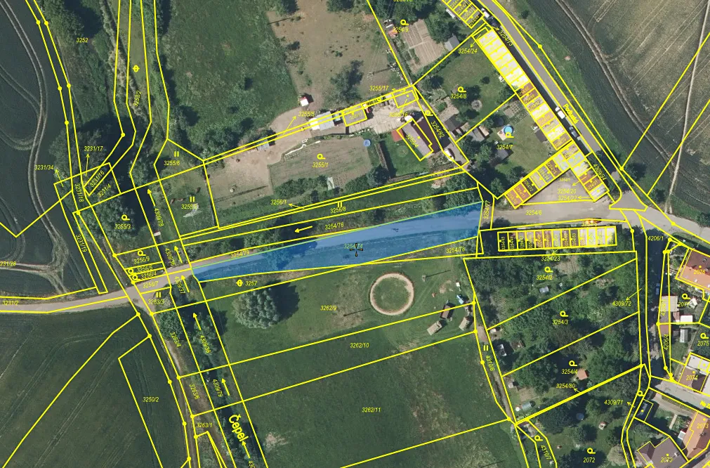 Dražba pozemku 1142 m²