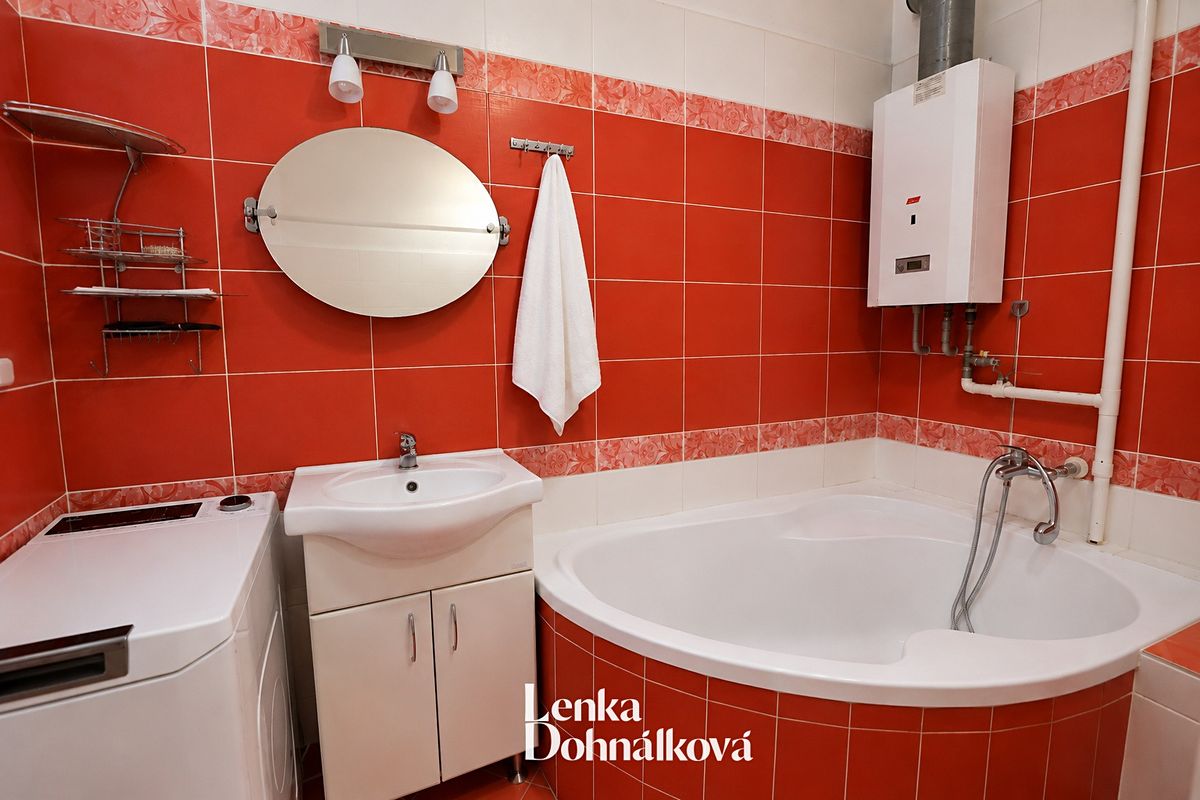 Prodej bytu 1+1 63 m²