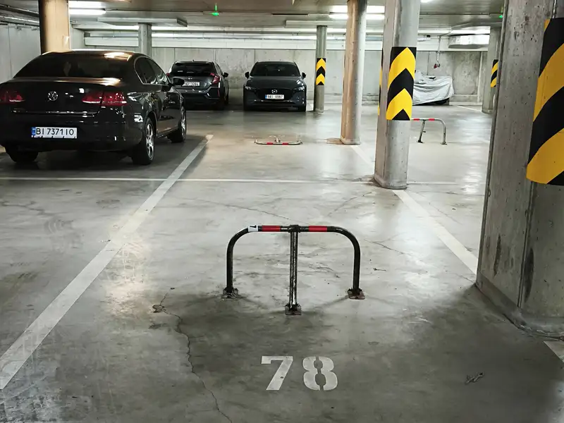 Prodej garážového stání 13 m², Praha – náhled fotky 3