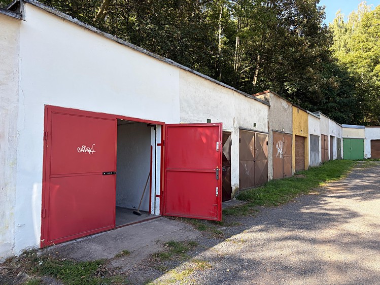 Pronájem nemovitosti, 19 m² (1 z 8)
