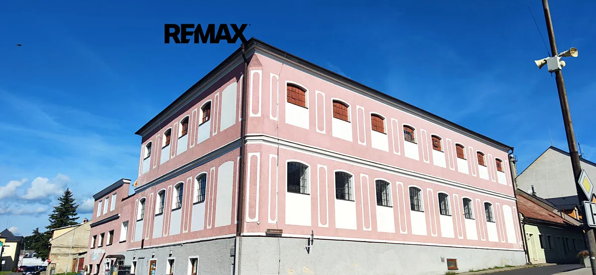Pronájem skladového prostoru 400000 m²
