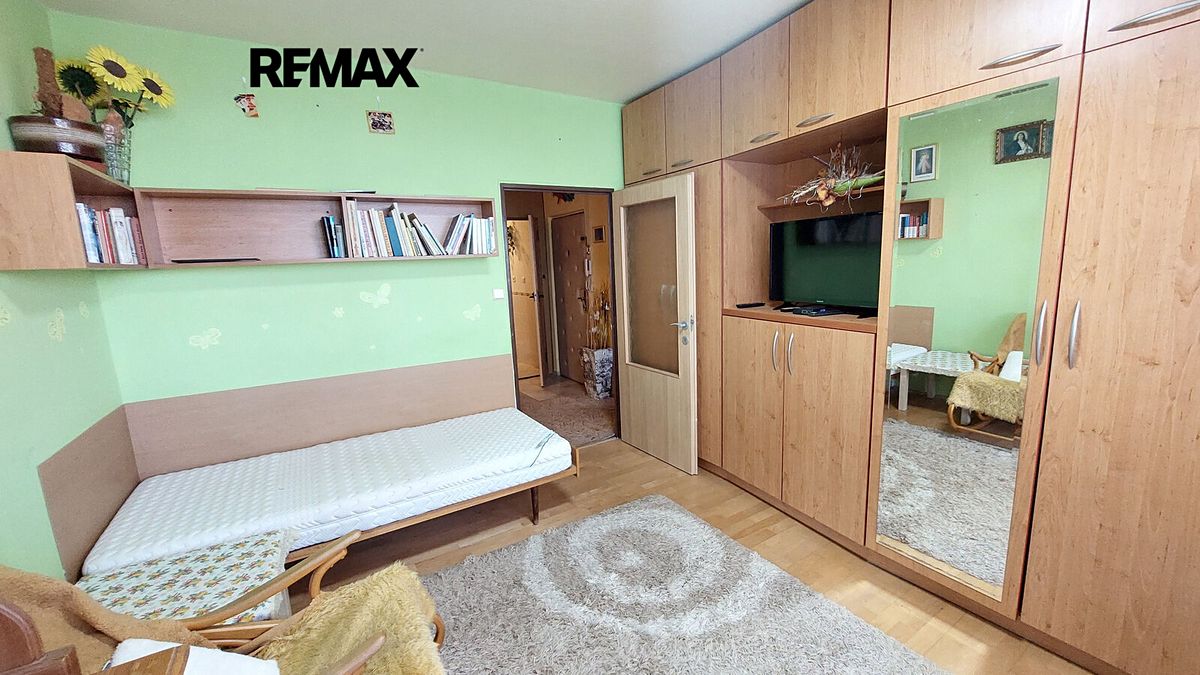 Pronájem bytu 2+1 56 m² – fotografie 3