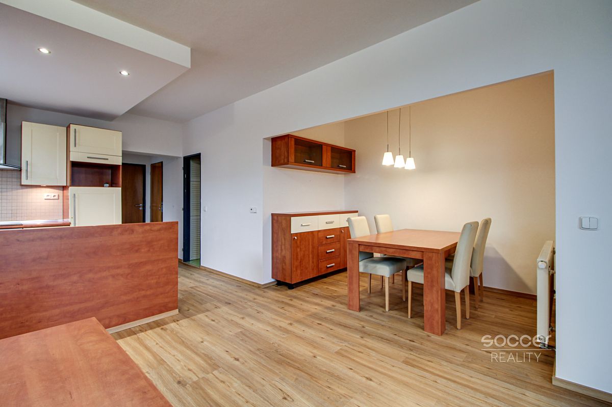 Pronájem bytu 3+kk 71 m² – fotografie 4