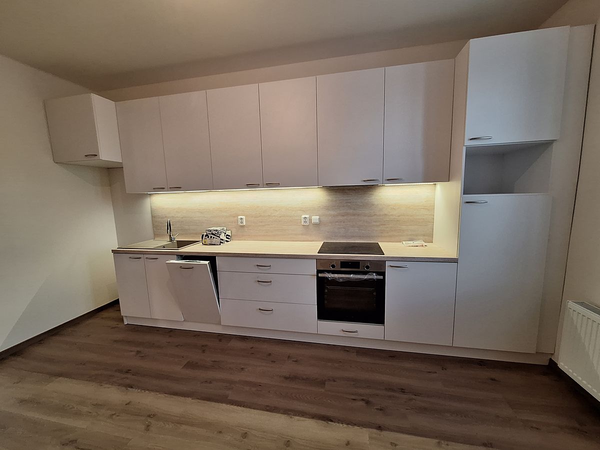 Pronájem bytu 3+kk 68 m² – fotografie 3