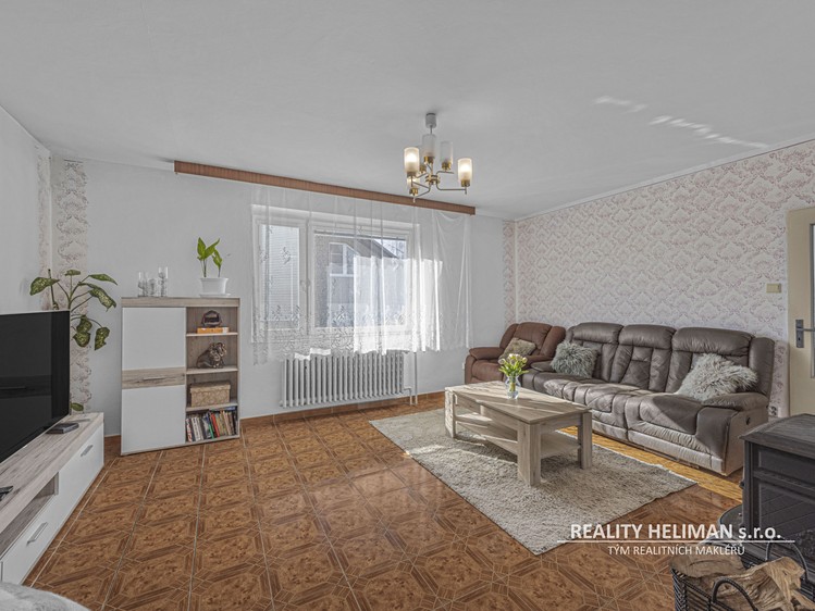 Prodej domu, 293 m² (2 z 43)