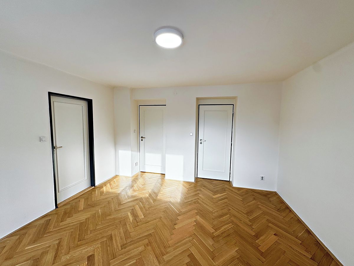 Pronájem bytu 2+1 61 m² – fotografie 5