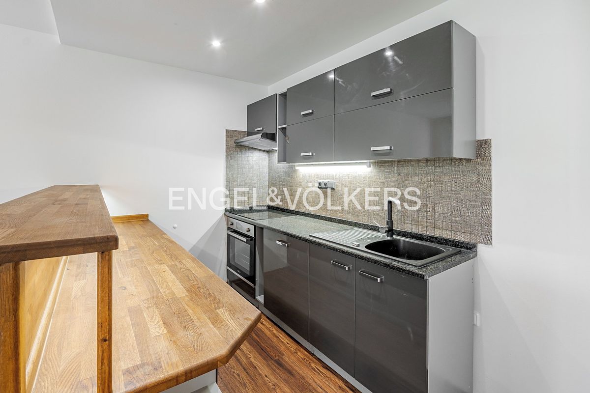 Pronájem bytu 3+kk 74 m² – fotografie 2