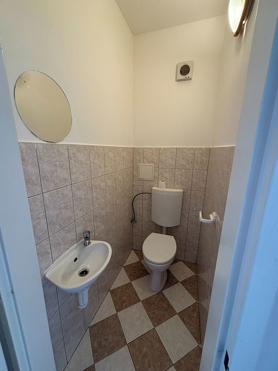 Pronájem bytu 5+kk 120 m² – fotografie 5
