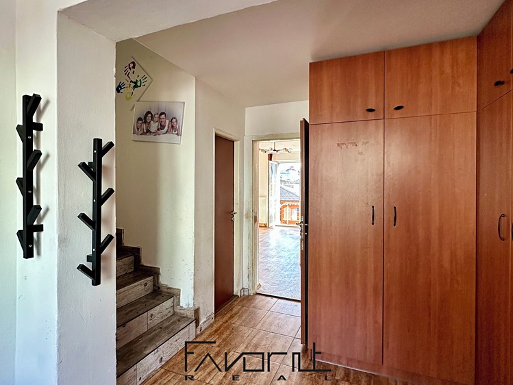 Prodej domu, 178 m² (10 z 16)