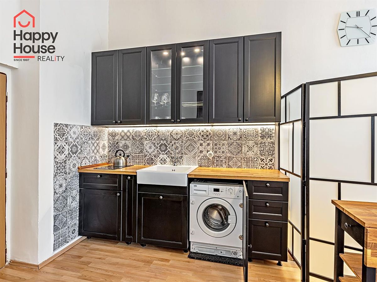 Pronájem bytu 2+kk 64 m² – fotografie 4