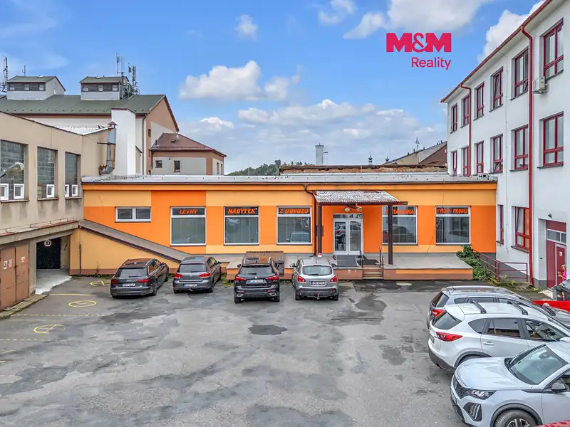 Pronájem obchodního prostoru 498 m², Bystřice nad Pernštejnem – náhled fotky 1