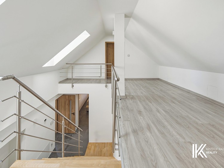 Будинок на продаж, 205 м² (14 з 41)