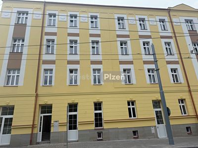 Pronájem obchodního prostoru 69 m²