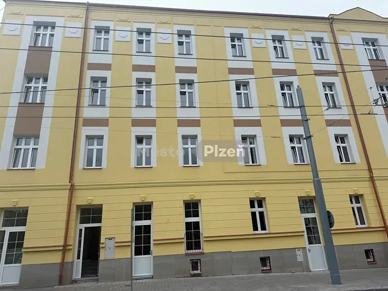 Pronájem obchodního prostoru 69 m², Plzeň – náhled fotky 1