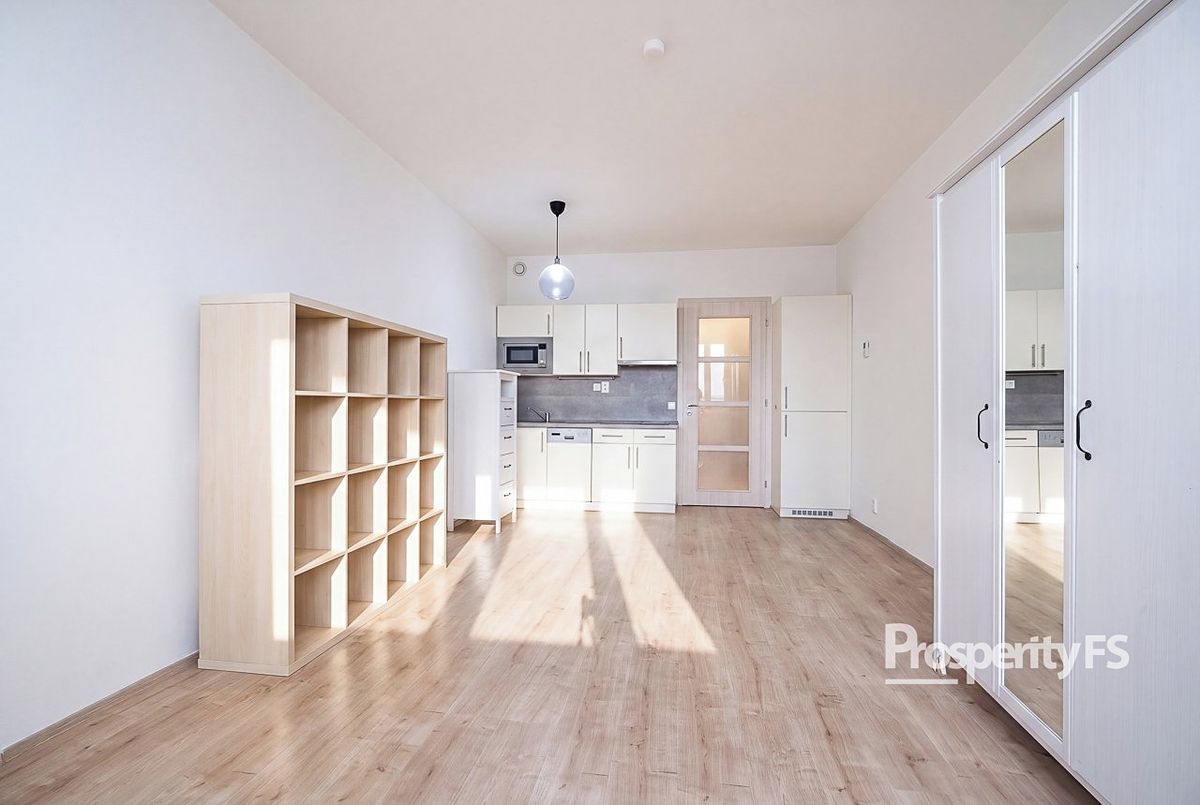 Prodej bytu 1+kk 33 m² – fotografie 3