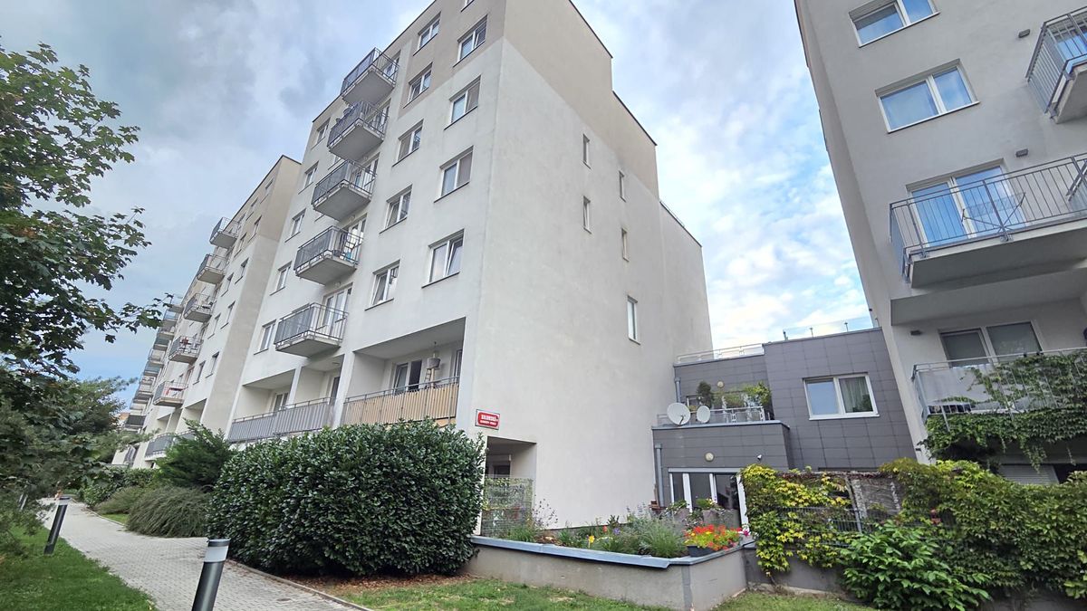 Prodej bytu 2+kk 55 m²