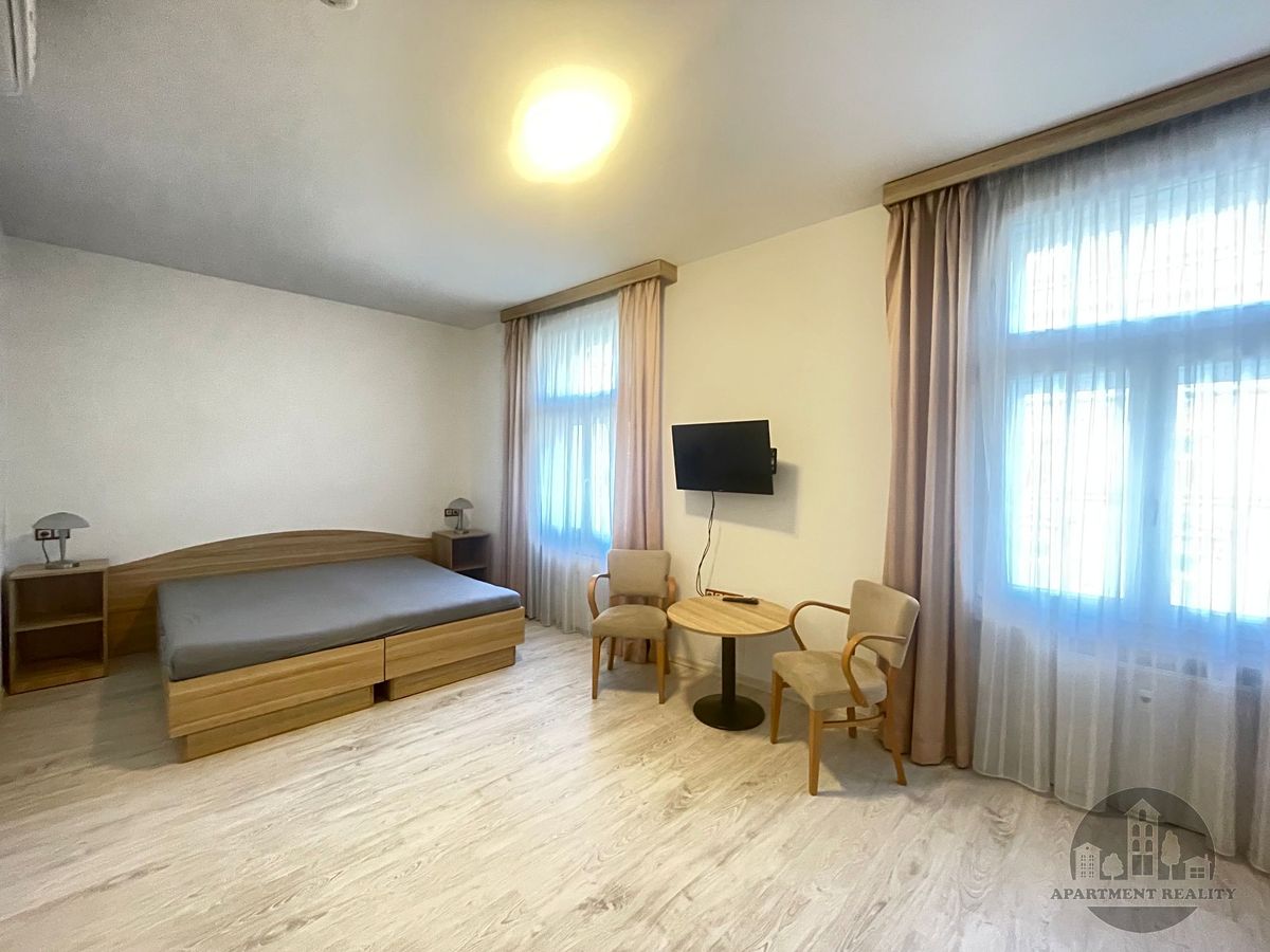 Pronájem bytu 1+kk 27 m²