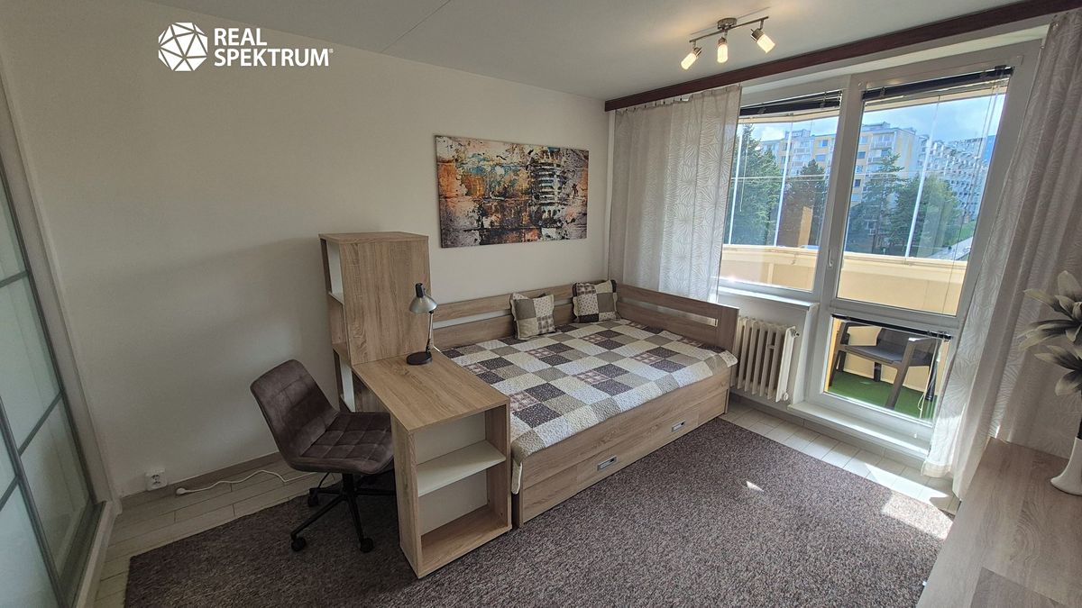 Pronájem bytu 1+1 32 m² – fotografie 2
