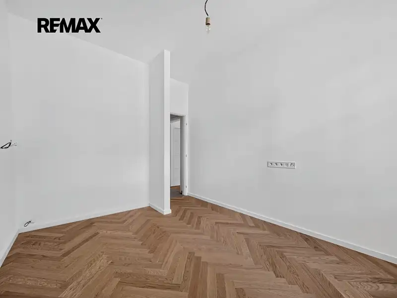 Prodej bytu 2+kk 33 m², Praha – náhled fotky 3