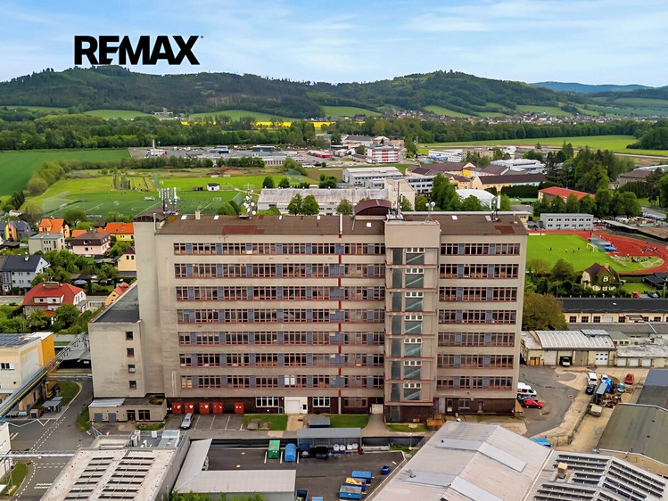 Комерційне приміщення в оренду, 3 200 м² (16 з 18)