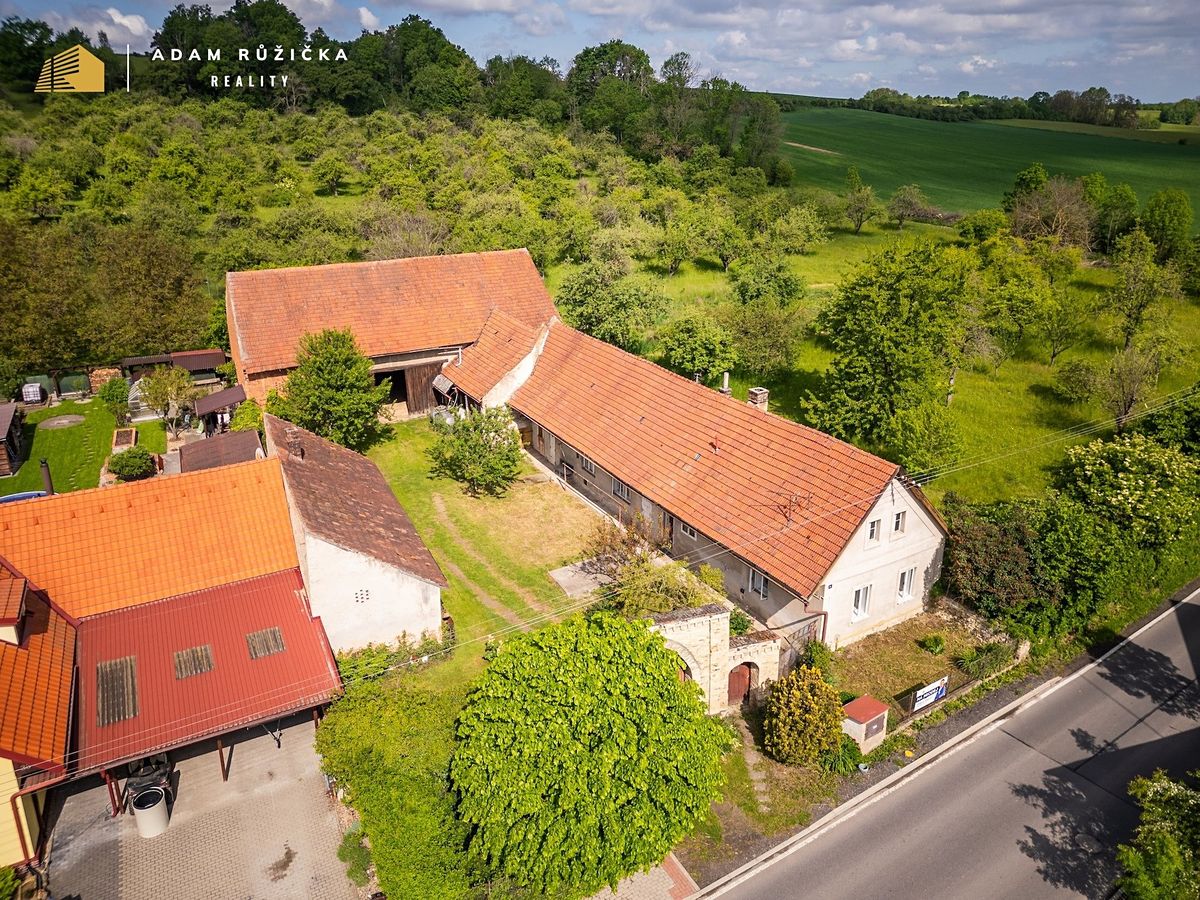 Prodej zemědělské usedlosti 480 m², pozemek 4579 m²