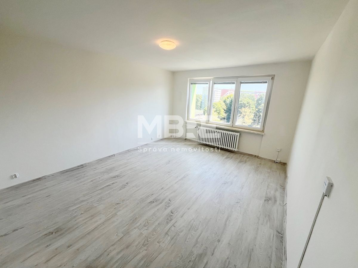 Pronájem bytu 1+1 39 m² – fotografie 4