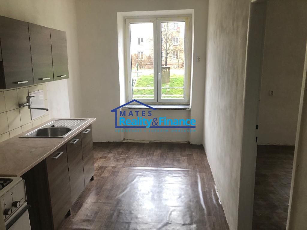 Pronájem bytu 1+1 34 m² – fotografie 2