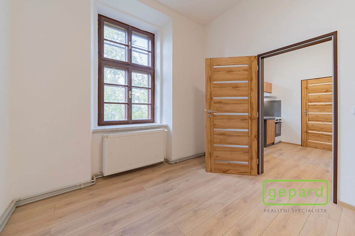 Pronájem bytu 2+1 50 m² – fotografie 5