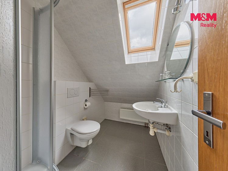 Комерційне приміщення на продаж, 1 000 м² (17 з 30)