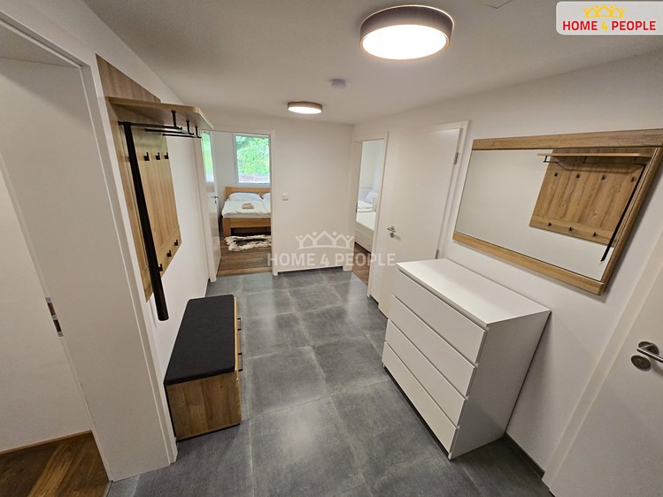 Pronájem bytu 3+1, 80 m² (15 z 27)