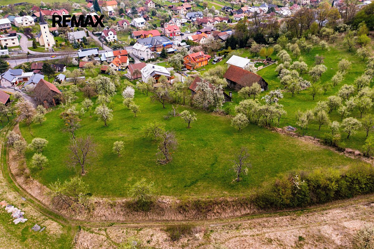 Prodej stavebního pozemku 4043 m² – fotografie 2