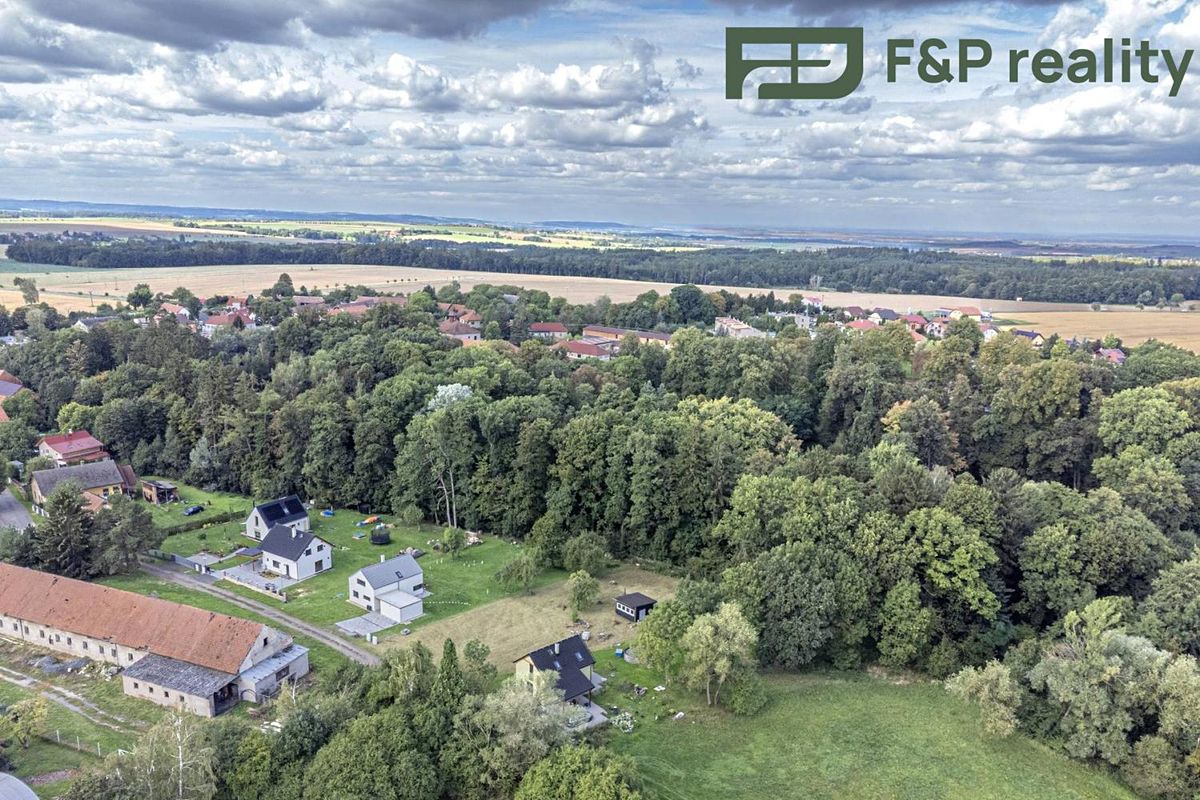 Prodej stavebního pozemku 1791 m² – fotografie 5