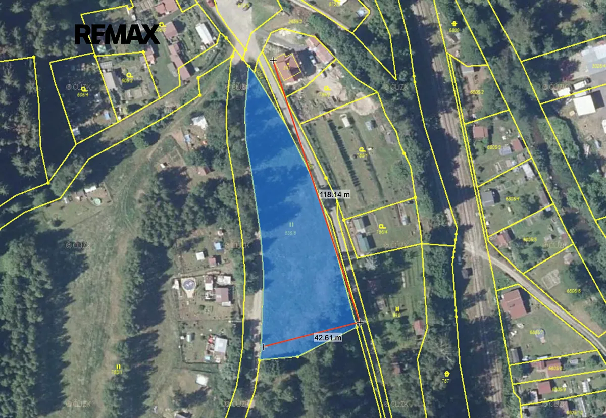 Prodej stavebního pozemku 3136 m²