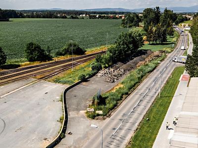 Prodej komerčního pozemku 1842 m²