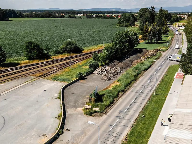 Prodej komerčního pozemku 1842 m², Litovel – náhled fotky 1